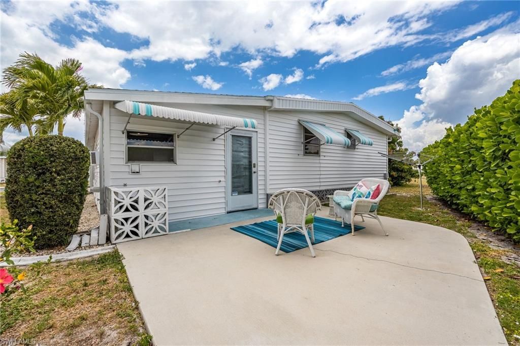 101 Elise Dr , Fort Myers, FL 33908 Photo