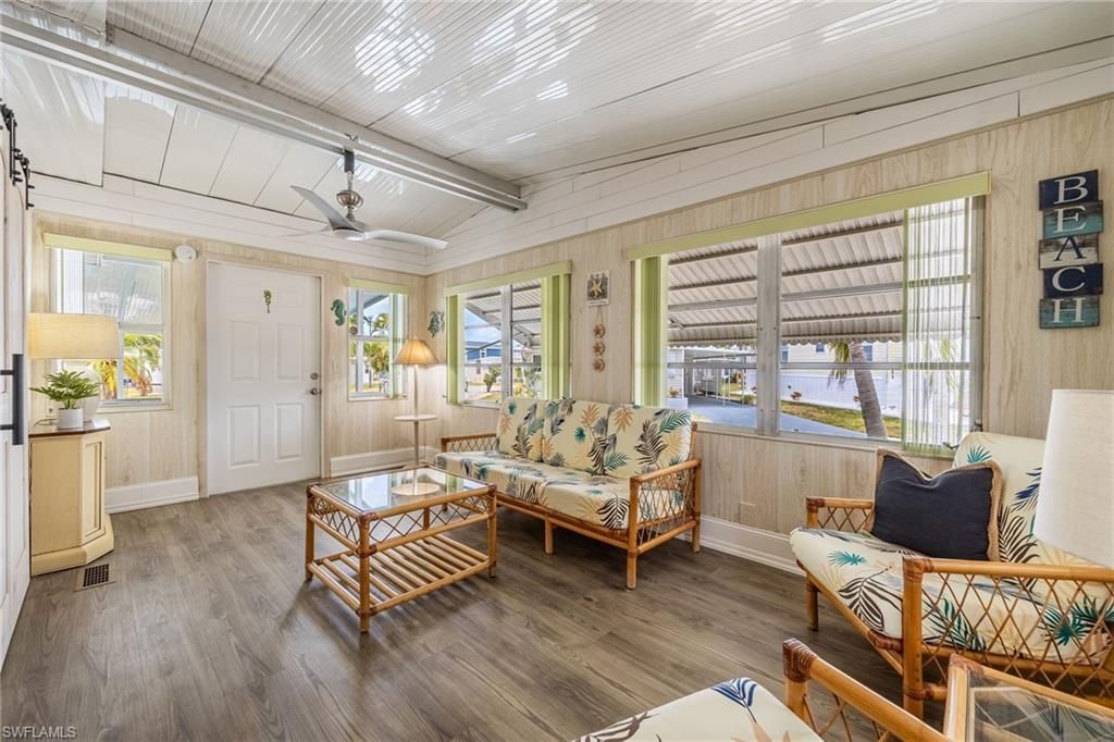 101 Elise Dr , Fort Myers, FL 33908 Photo