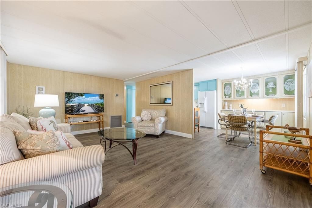 101 Elise Dr , Fort Myers, FL 33908 Photo
