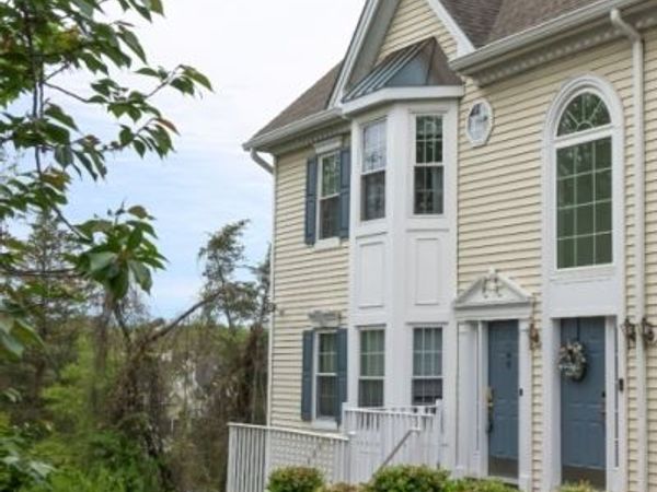 136 Arbor Way, Branchburg, NJ 08876