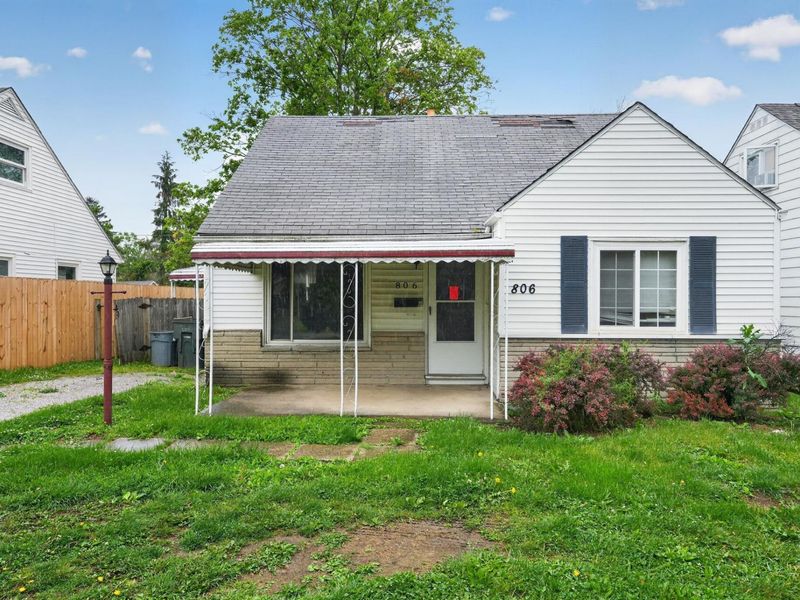 806 S Hampton Road, Columbus, OH 43227 Photo 1