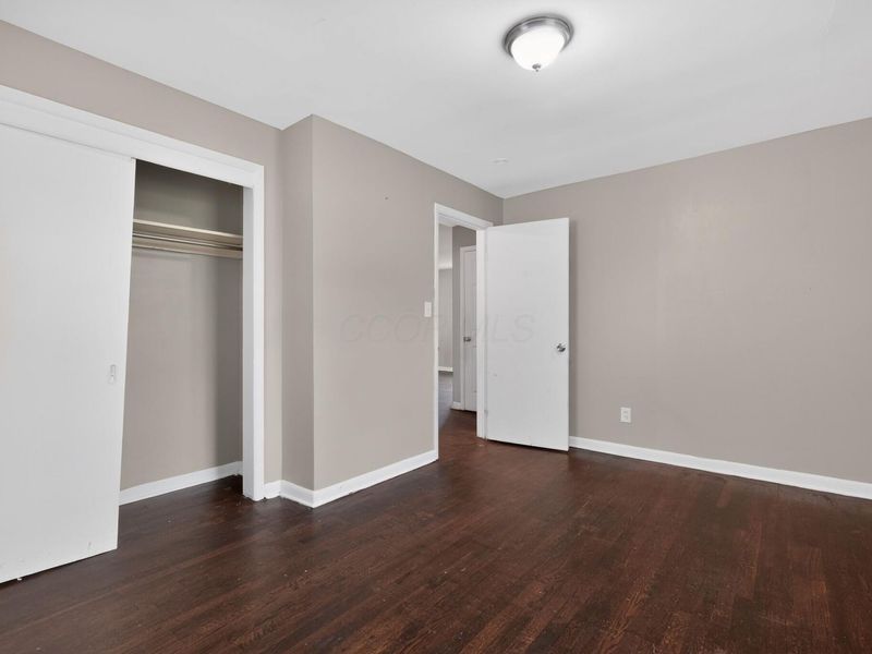 806 S Hampton Road, Columbus, OH 43227 Photo 16
