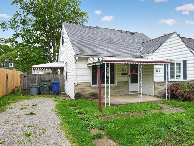 806 S Hampton Road, Columbus, OH 43227 Photo 2