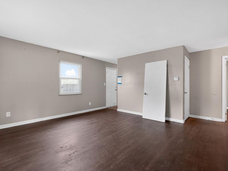806 S Hampton Road, Columbus, OH 43227 Photo 9