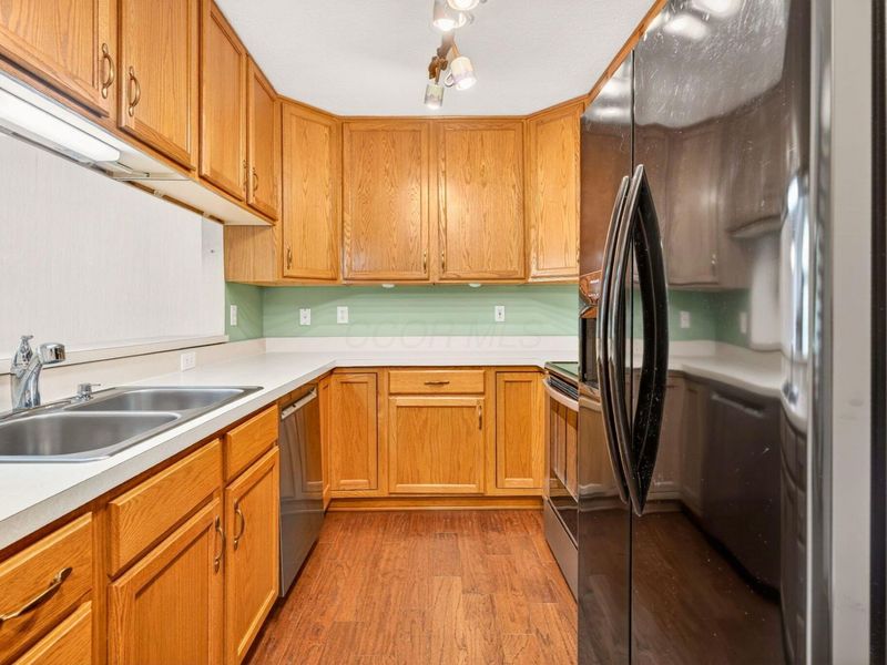 7042 Greensview Village Drive, Canal Winchester, OH 43110 Photo 22