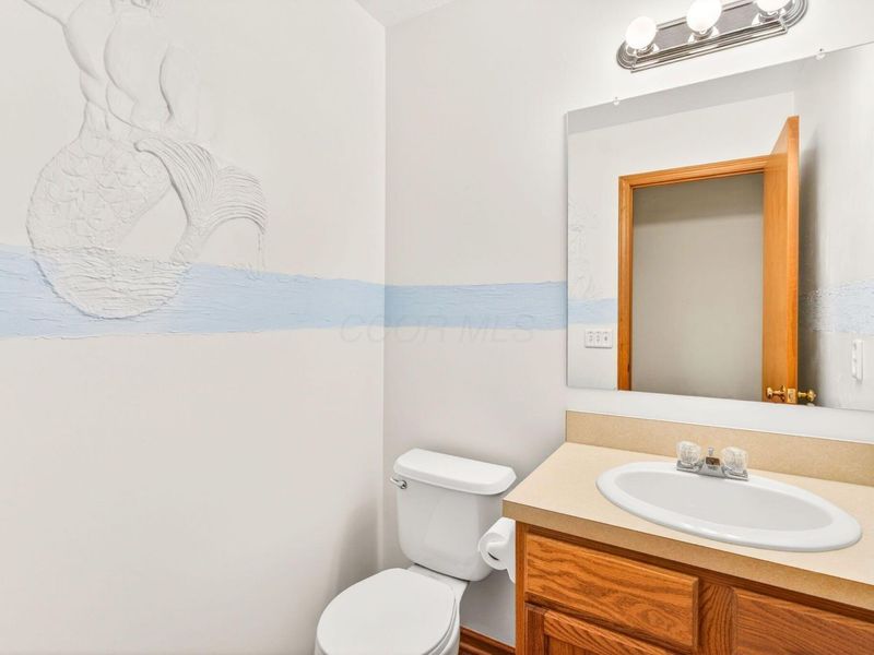 7042 Greensview Village Drive, Canal Winchester, OH 43110 Photo 25