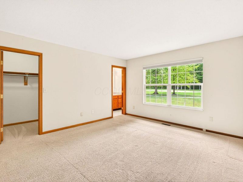 7042 Greensview Village Drive, Canal Winchester, OH 43110 Photo 27