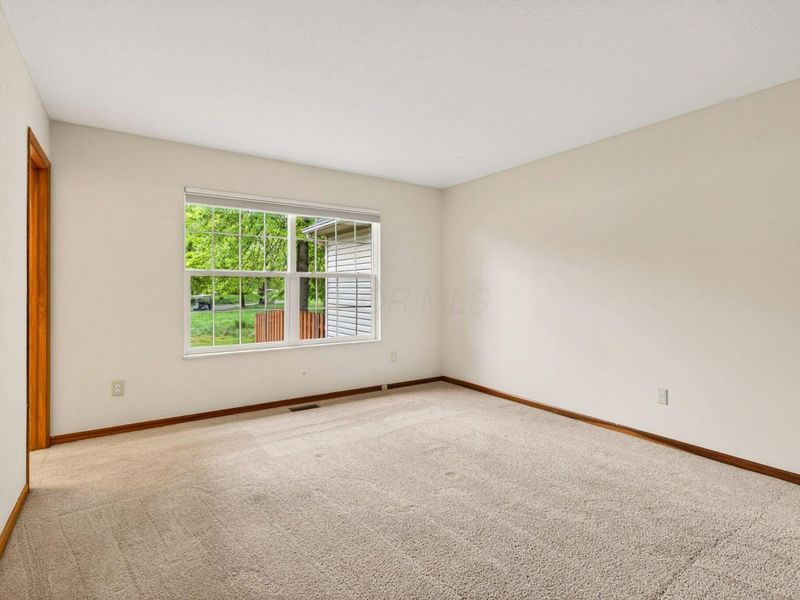 7042 Greensview Village Drive, Canal Winchester, OH 43110 Photo 33