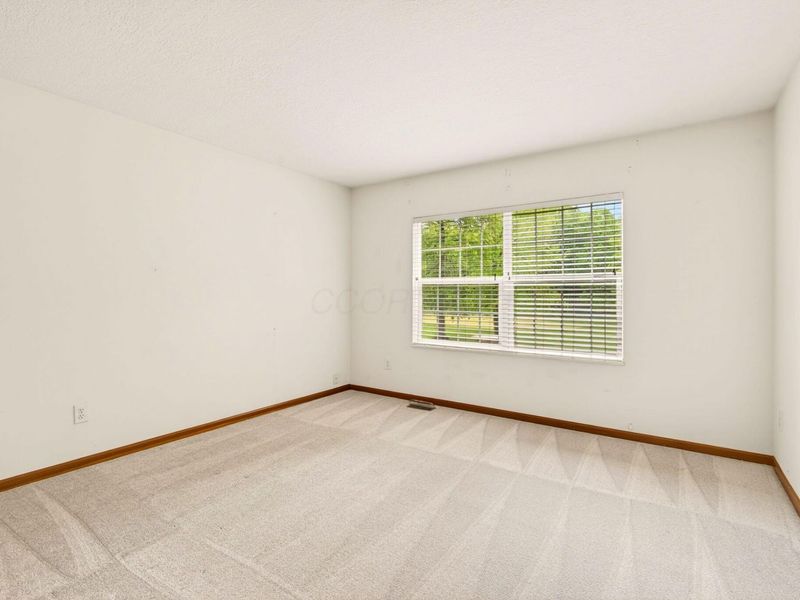7042 Greensview Village Drive, Canal Winchester, OH 43110 Photo 34