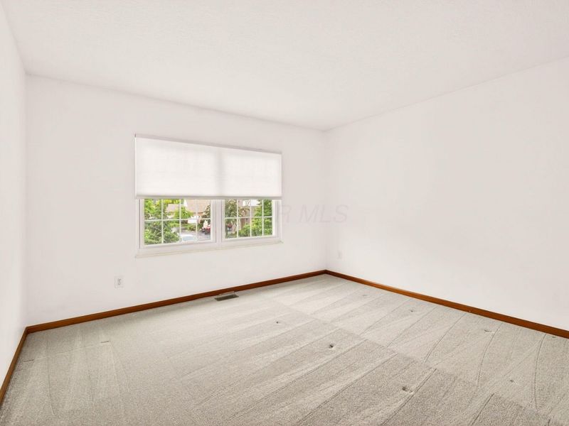 7042 Greensview Village Drive, Canal Winchester, OH 43110 Photo 39