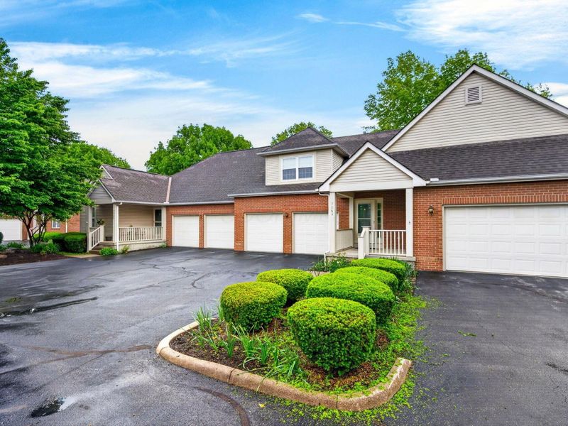 7042 Greensview Village Drive, Canal Winchester, OH 43110 Photo 46