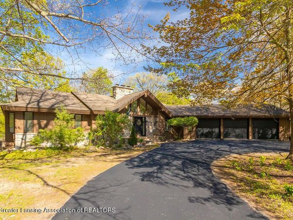 4268 Sugar Maple Lane, Okemos, MI 48864
