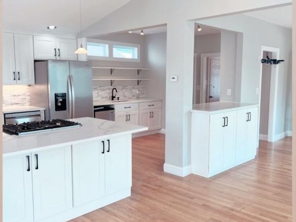 2 Meadow St, Unit A, Salem, MA 01970