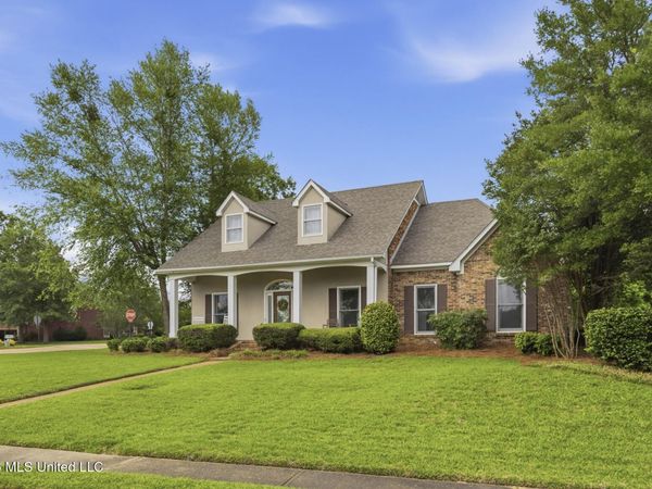 100 Saxony Court, Madison, MS 39110