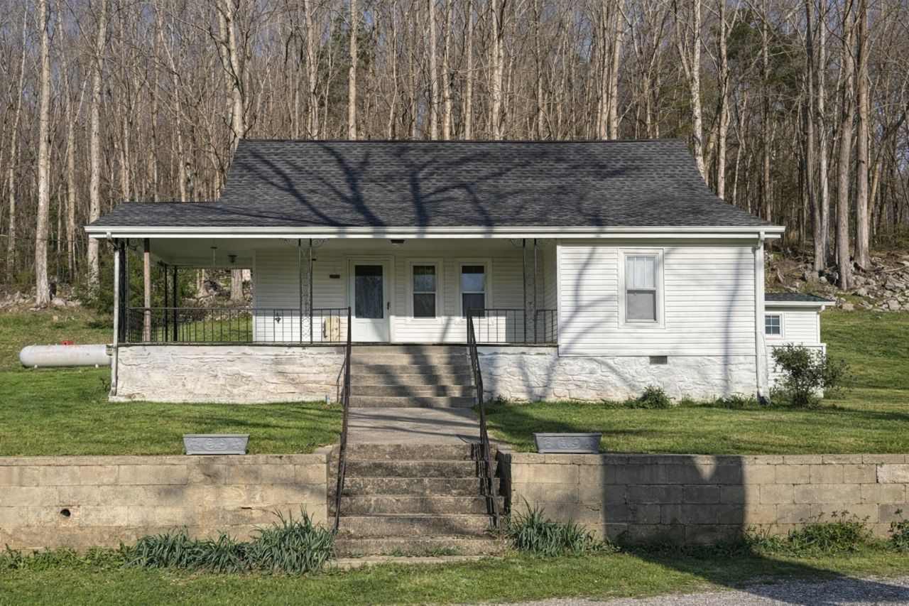 103 Dykes Rd, Mc Minnville, TN 37110 Main Photo