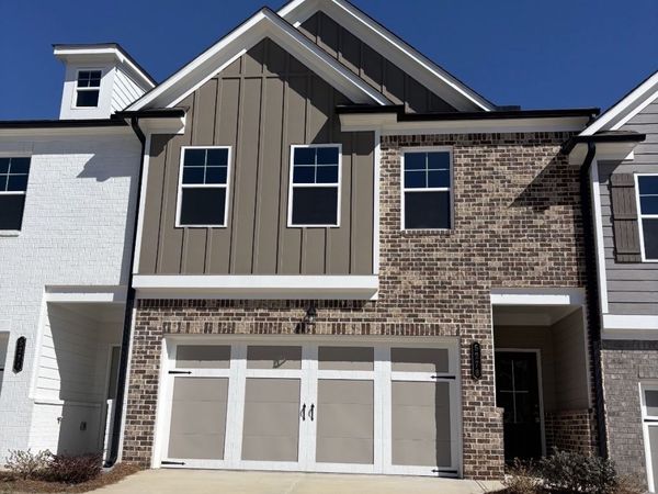5278 Fox Den Road, Oakwood, GA 30566