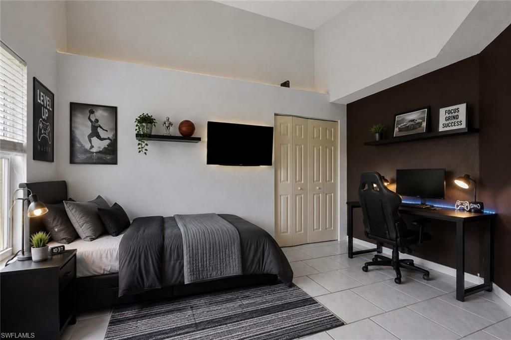 1835 W Crown Pointe Blvd, Naples, FL 34112 Photo