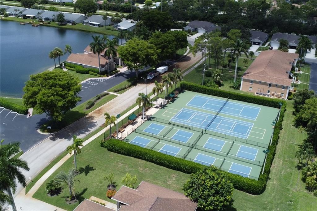 1835 W Crown Pointe Blvd, Naples, FL 34112 Photo