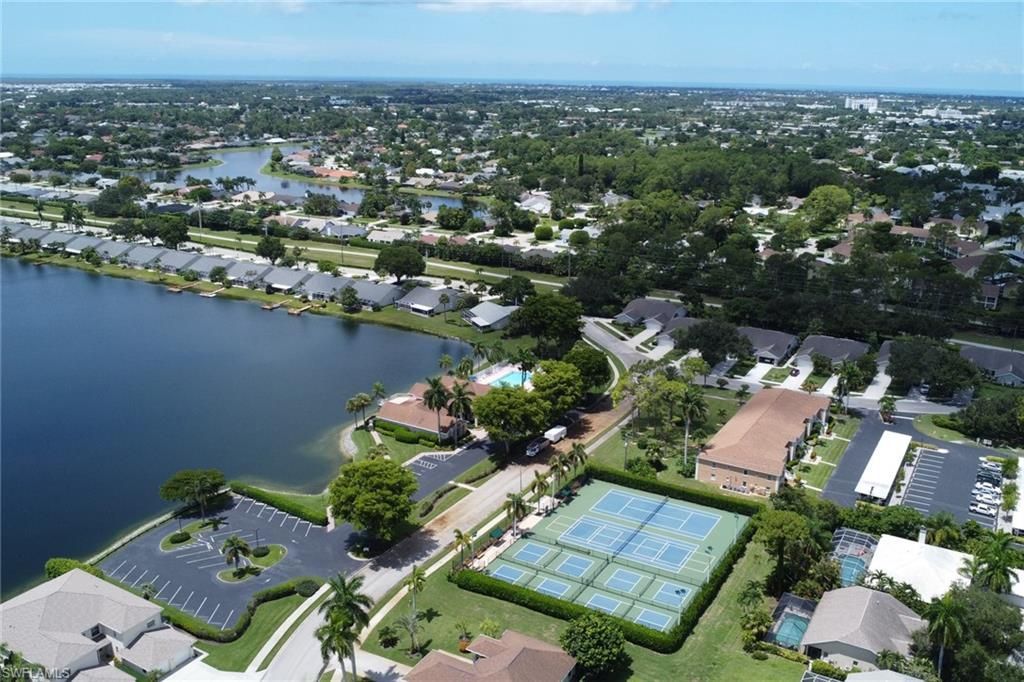 1835 W Crown Pointe Blvd, Naples, FL 34112 Photo