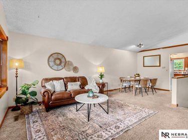 4932 S 56th Street , Lincoln, NE 68516