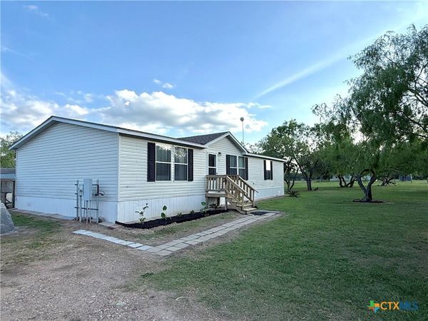 104 Estelle Lane , Victoria, TX 77905