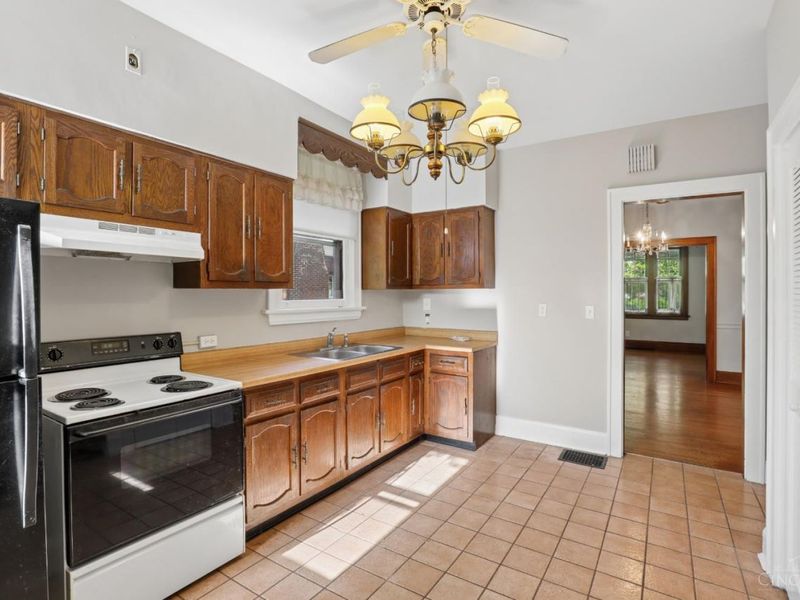 3204 Boudinot Avenue, Cincinnati, OH 45211 Photo 17