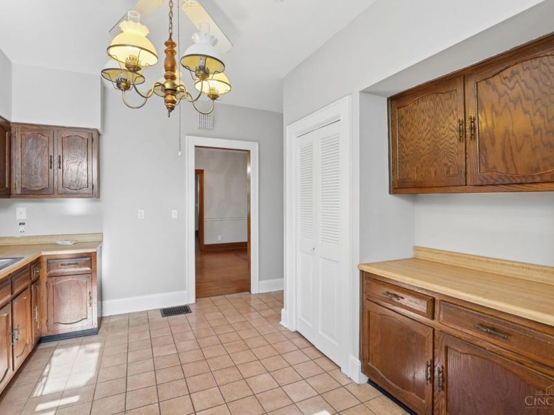3204 Boudinot Avenue, Cincinnati, OH 45211 Photo 19