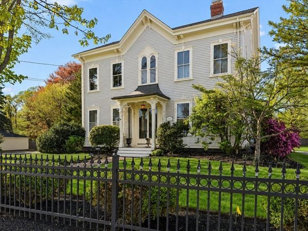 403 Main St, Hingham, MA 02043