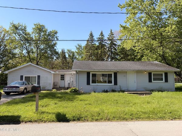 219 Smith Street , Holgate, OH 43527
