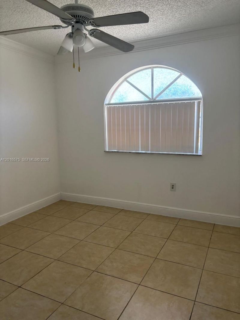7778 W 34th Ln , Unit 20-201, Hialeah, FL 33018 Photo