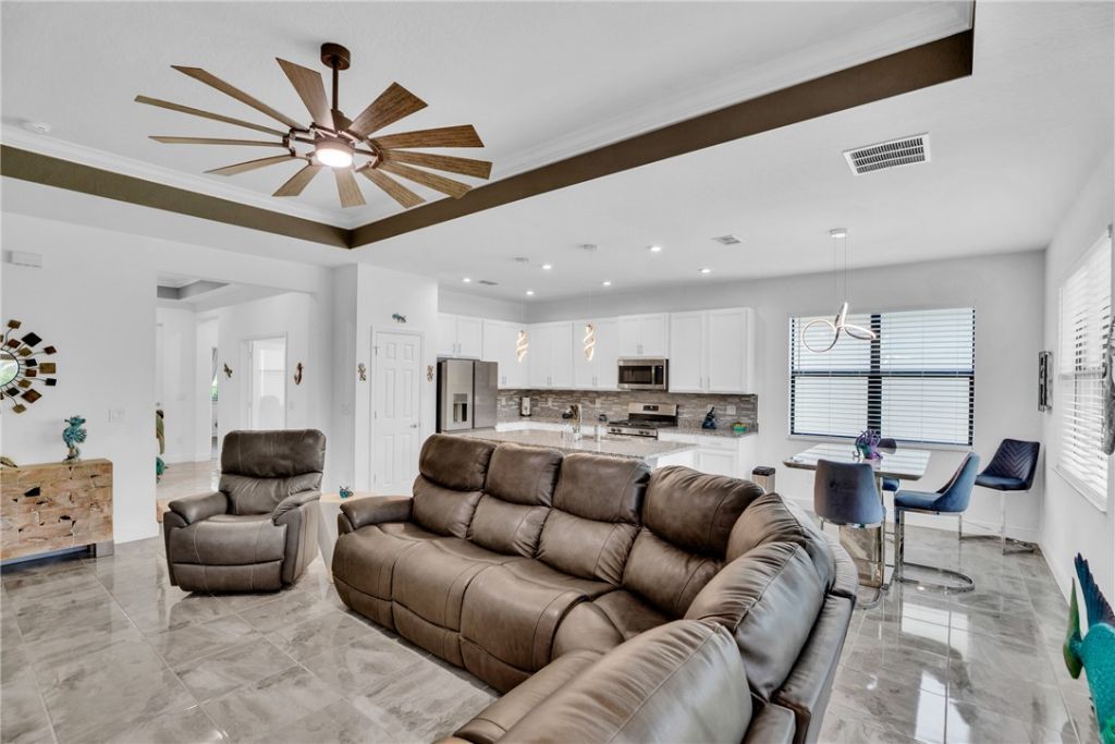 1637 Willows Square, Vero Beach, FL 32966 Photo