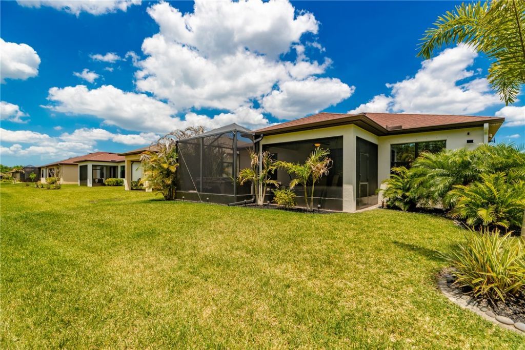 1637 Willows Square, Vero Beach, FL 32966 Photo