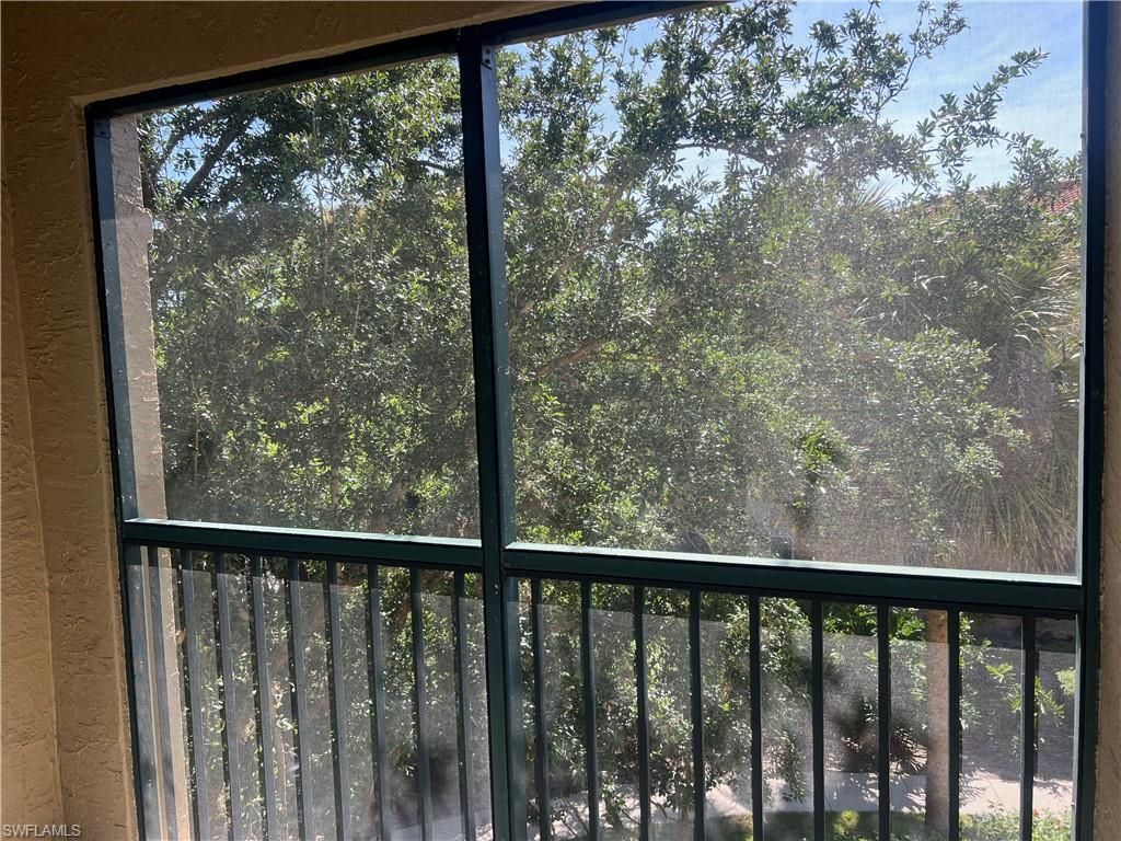 8960 Colonnades Ct E, Unit 932, Bonita Springs, FL 34135 Photo