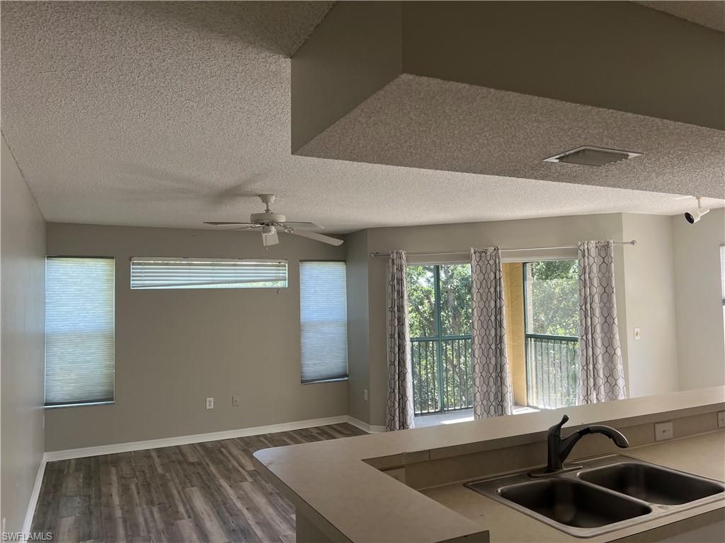 8960 Colonnades Ct E, Unit 932, Bonita Springs, FL 34135 Photo