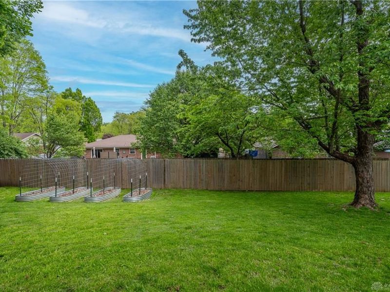 411 Birdsong Drive, Vandalia, OH 45377 Photo 66