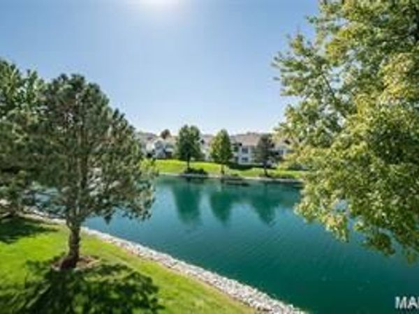 318 Solar Terrace Court, Chesterfield, MO 63017