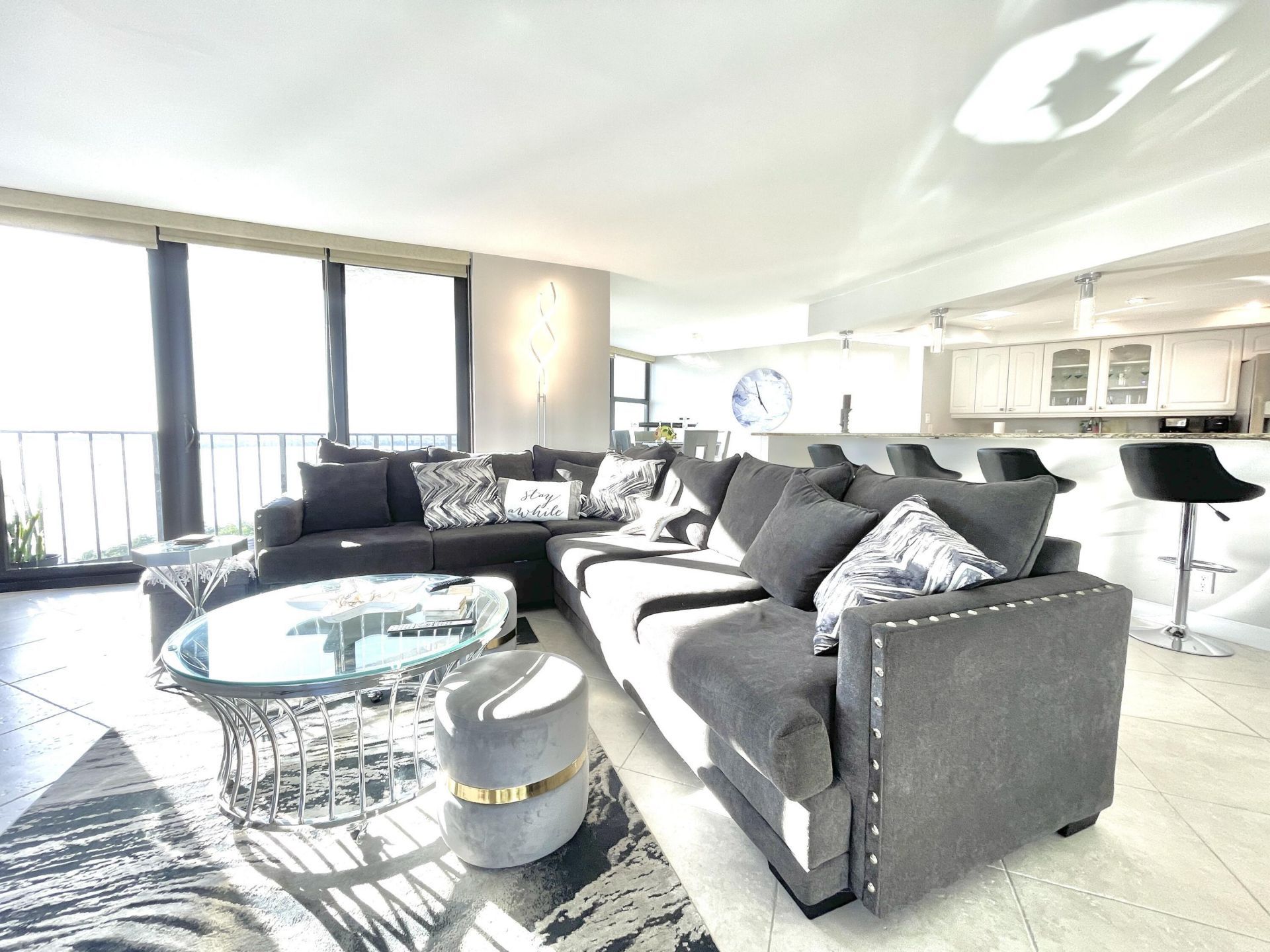 5420 N Ocean Drive, Unit 906, Singer Island, FL 33404 Photo