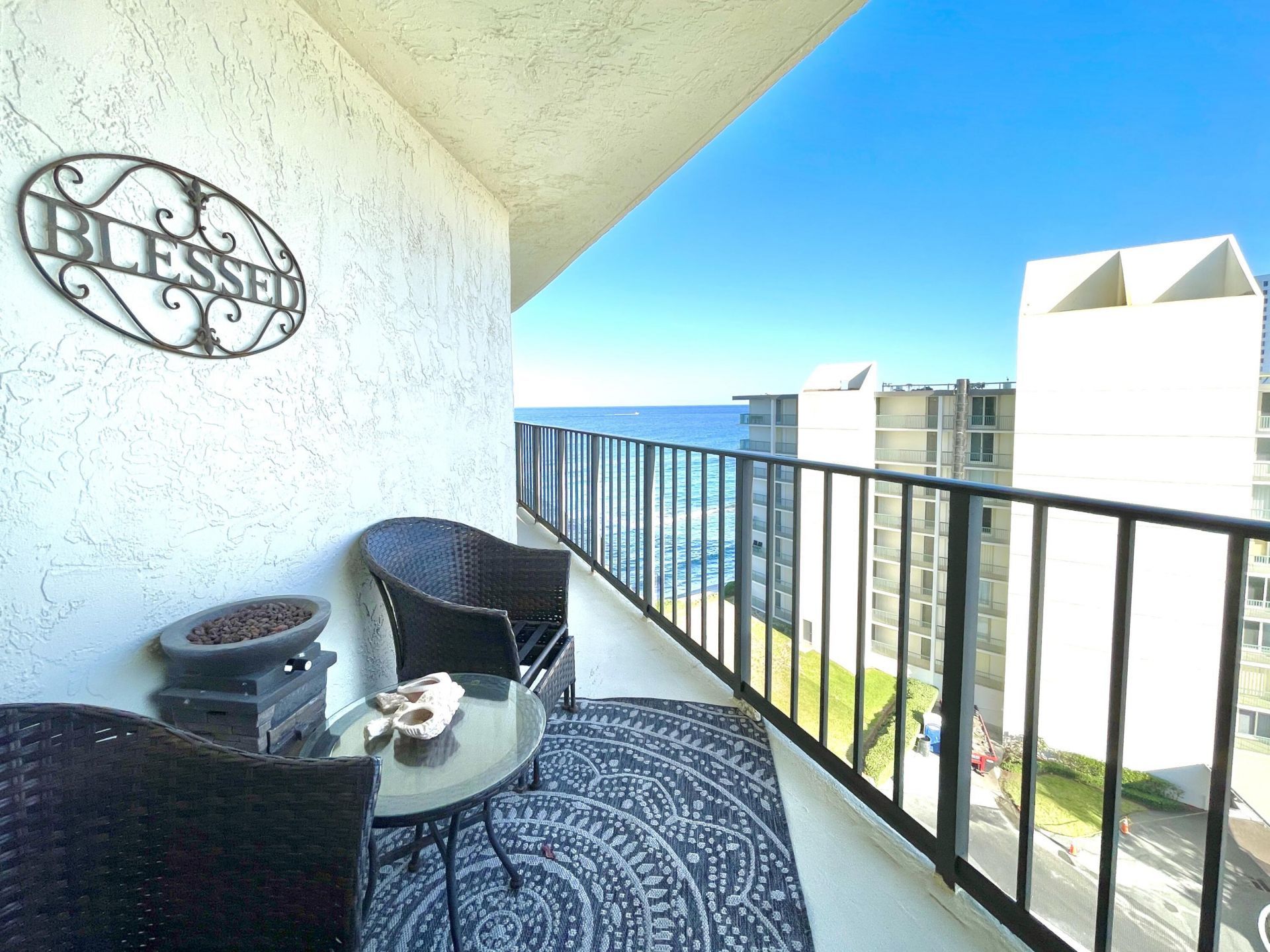 5420 N Ocean Drive, Unit 906, Singer Island, FL 33404 Photo