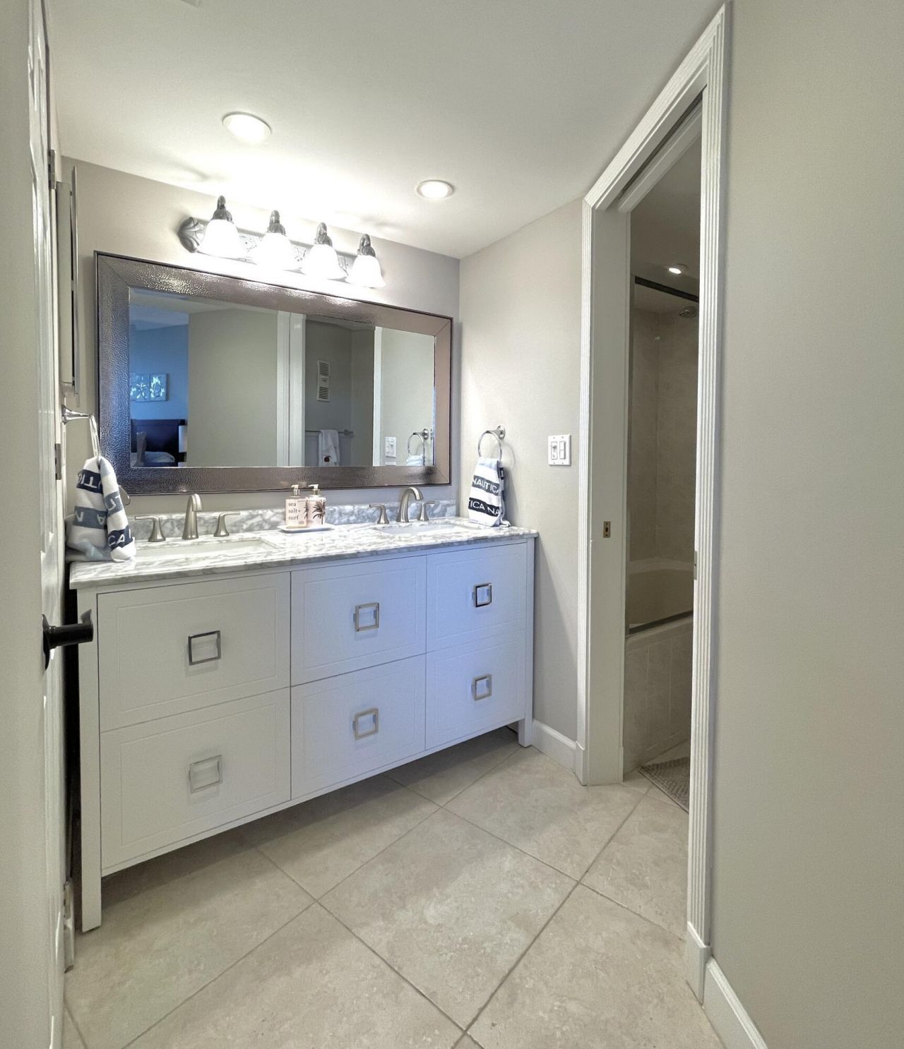 5420 N Ocean Drive, Unit 906, Singer Island, FL 33404 Photo