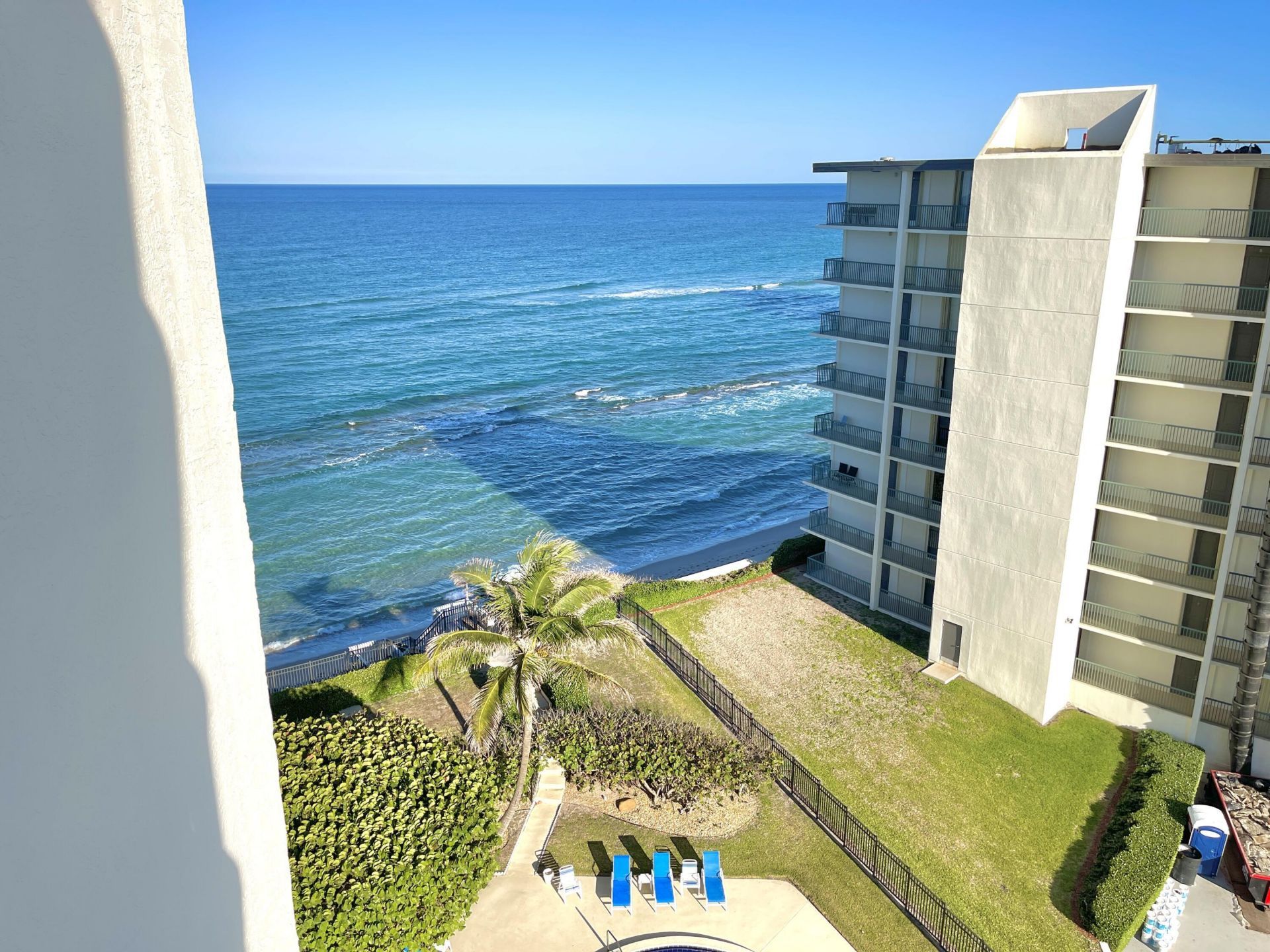 5420 N Ocean Drive, Unit 906, Singer Island, FL 33404 Photo