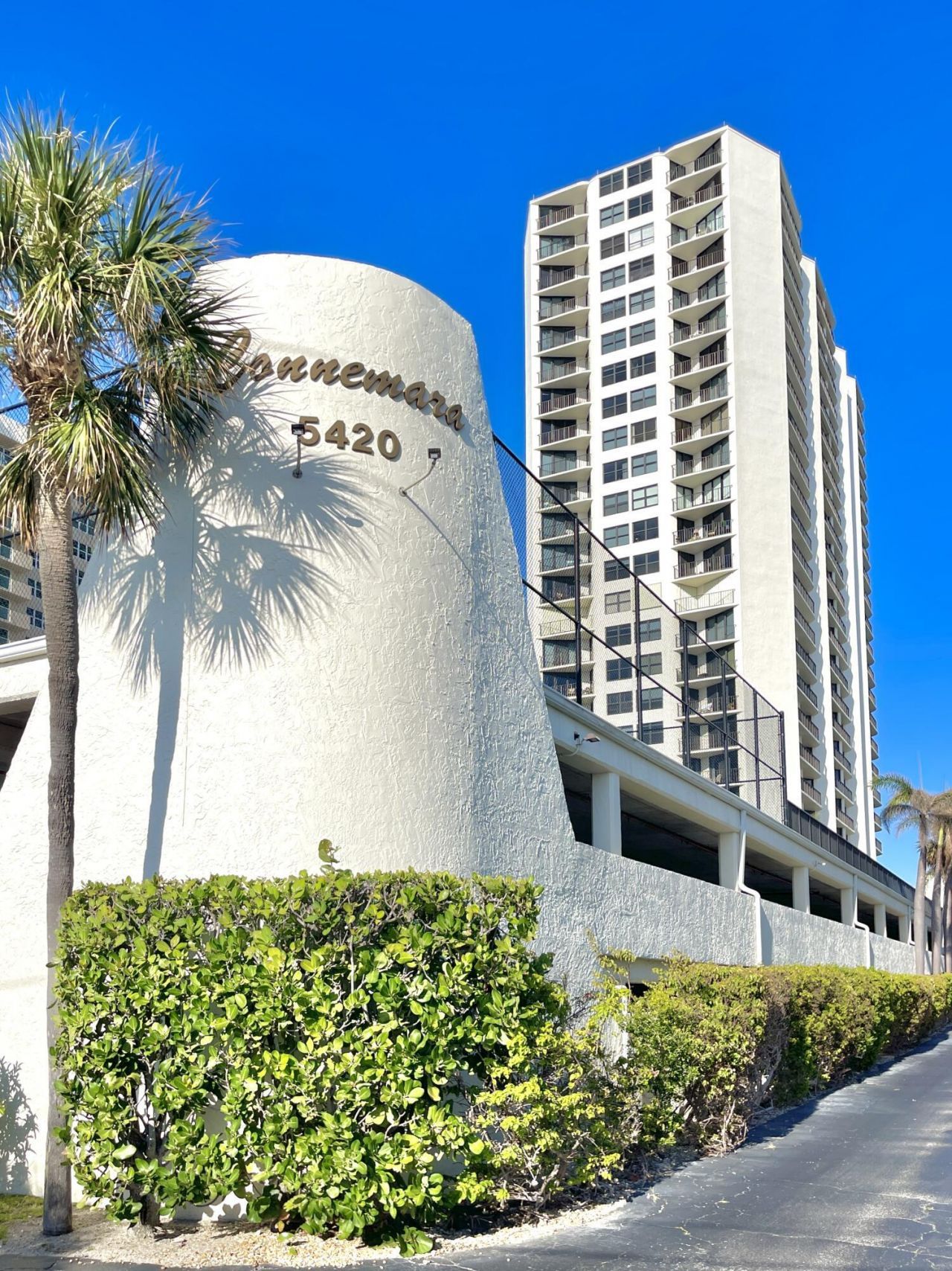 5420 N Ocean Drive, Unit 906, Singer Island, FL 33404 Photo