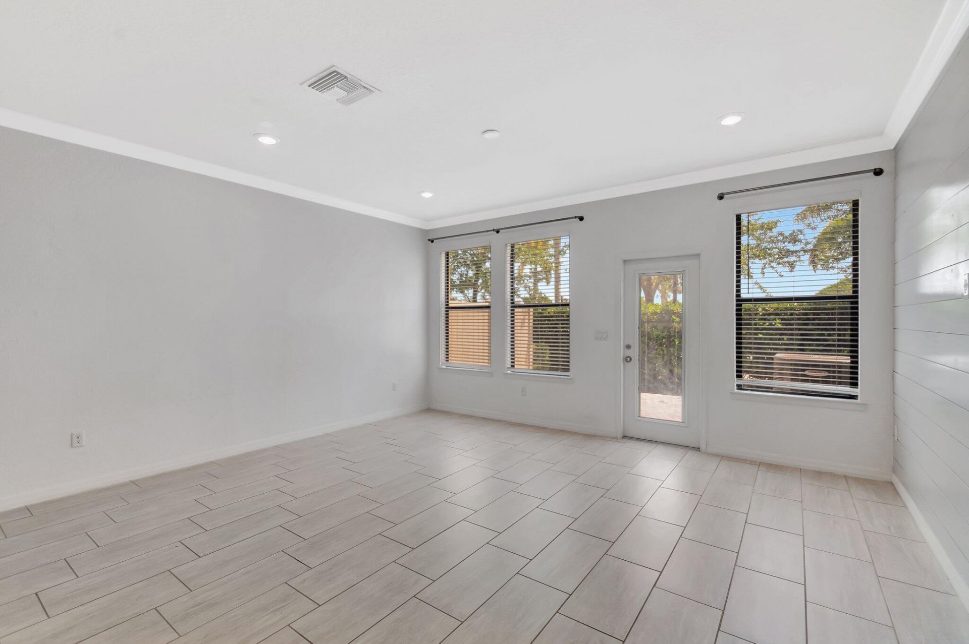 2854 Bard Street, Palm Springs, FL 33406 Photo