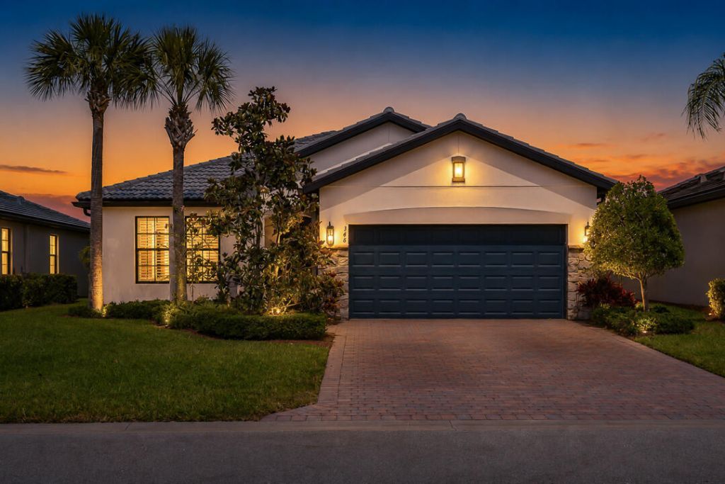 348 SE Courances Drive, Port Saint Lucie, FL 34984 Photo