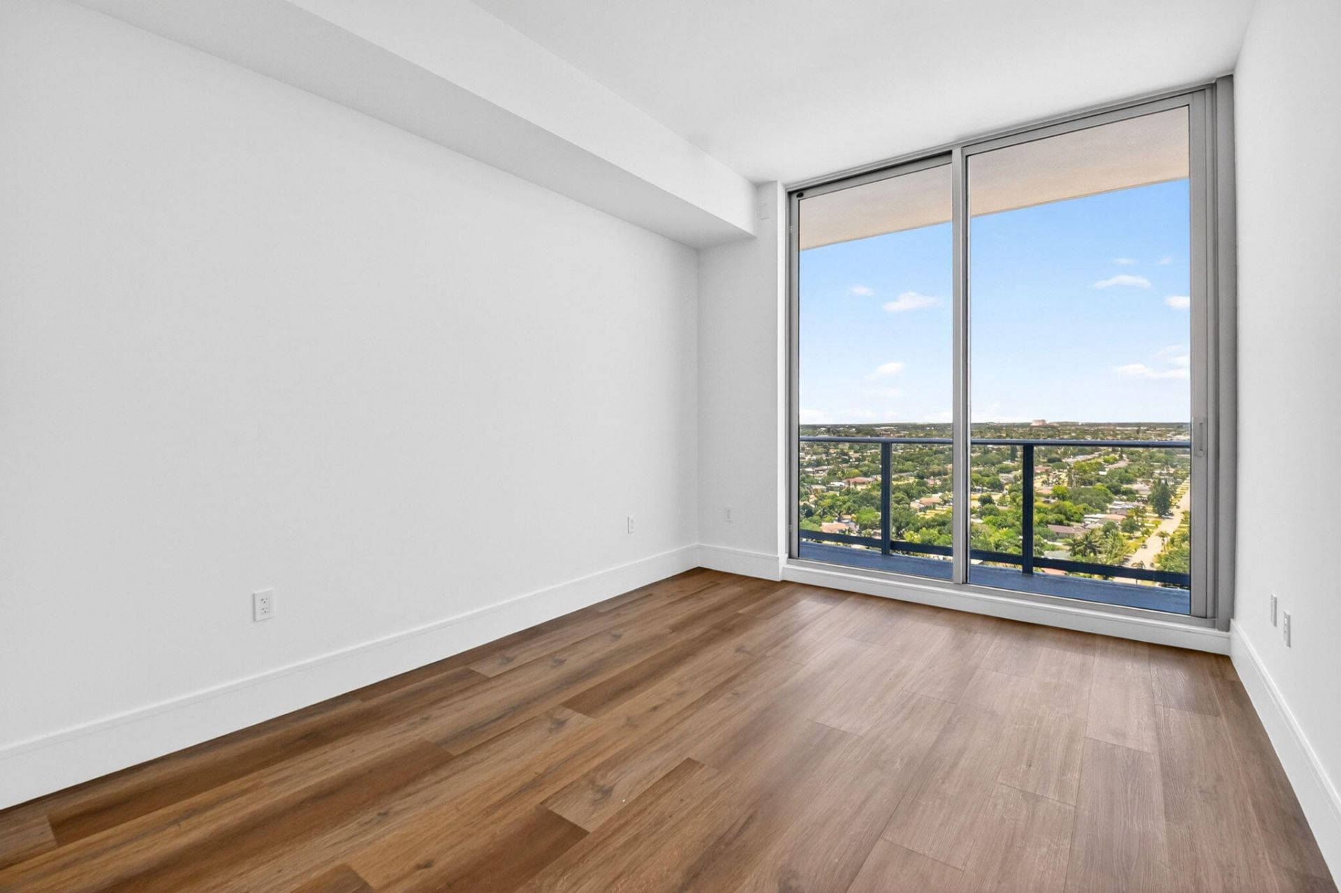 220 Lake Shore Drive, Unit 1808, Lake Park, FL 33403 Photo