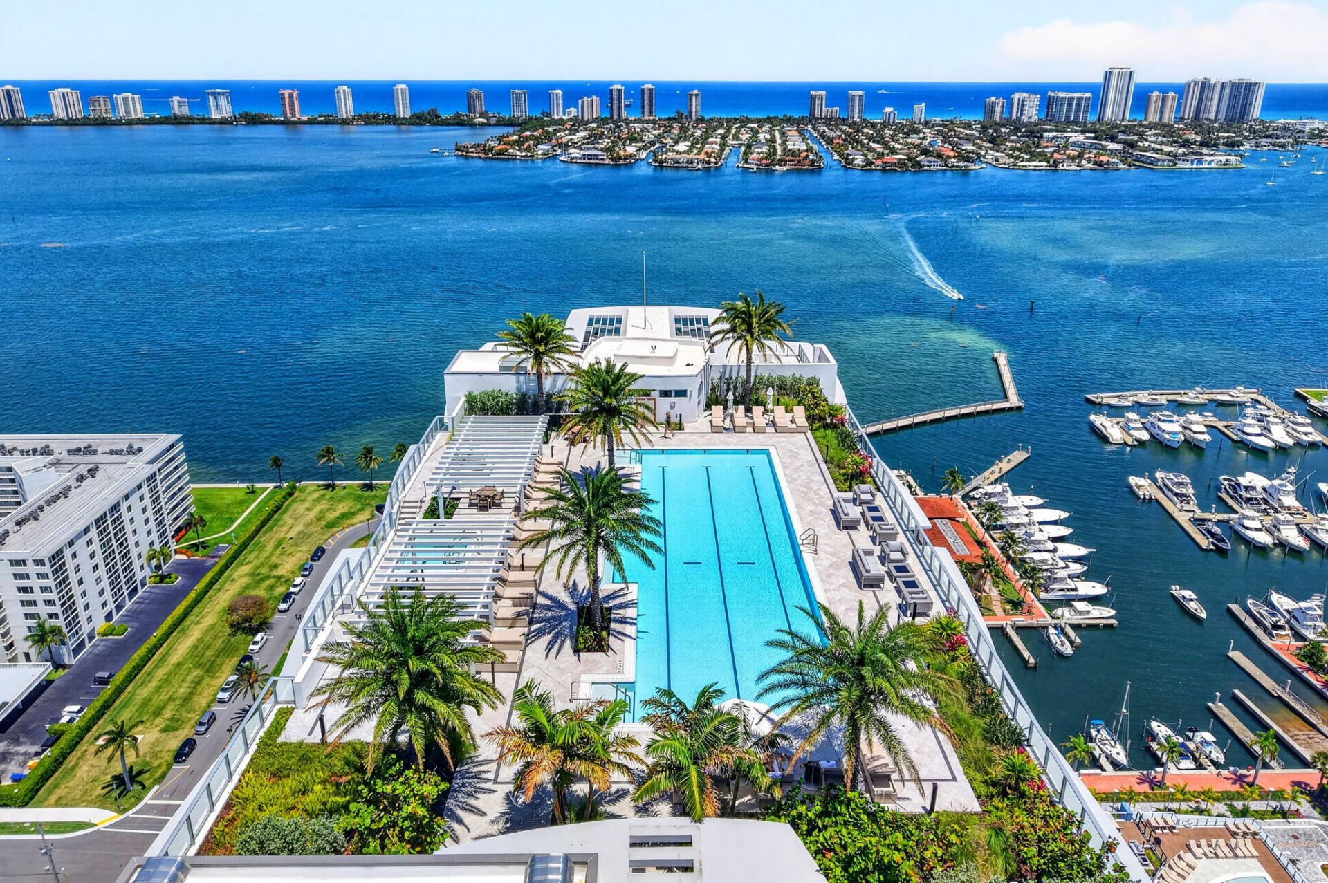 220 Lake Shore Drive, Unit 1808, Lake Park, FL 33403 Photo