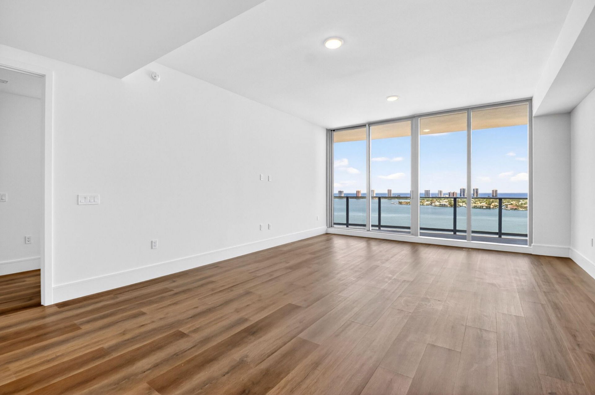 220 Lake Shore Drive, Unit 1808, Lake Park, FL 33403 Photo