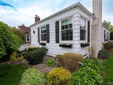 13113 Chestnut Street, Southgate, MI 48195