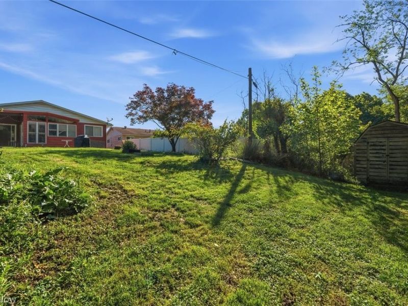 146 Riverview Drive, Marietta, OH 45750 Photo 9