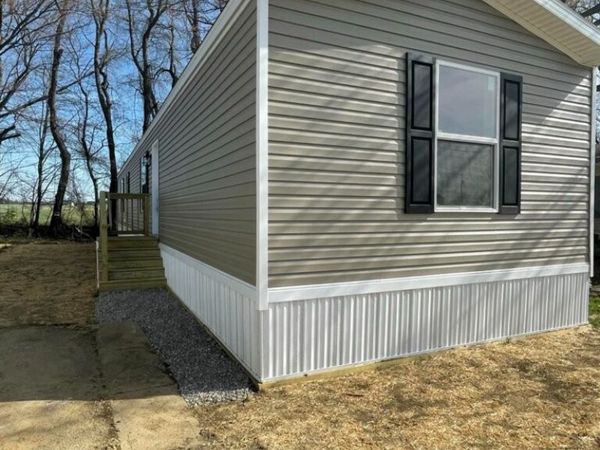 146 Roundtop Circle, Scottdale, PA 15683