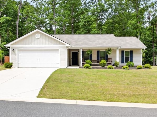202 Rolling Woods Lane , Hull, GA 30646